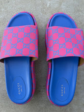 Cargar imagen en el visor de la galería, Gucci GG Supreme Pink Platform Slide Sandals Women Size 40.5 734913 Italy