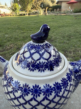 Cargar imagen en el visor de la galería, Vintage 1990s Boleslawiec Polish Pottery Teapot Blue Bird Lid Hand Painted