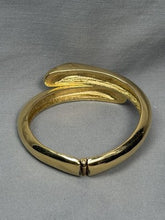 Charger l'image dans la galerie, Vintage Trifari Signed Gold-Tone Rhinestone Cuff Bracelet | Made in USA