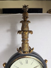 Charger l'image dans la galerie, Vintage Ornate Tall Quartz Table Clock with Pineapple Finial