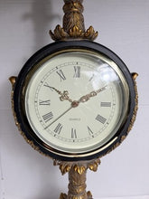 Charger l'image dans la galerie, Vintage Ornate Tall Quartz Table Clock with Pineapple Finial