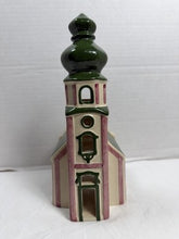 Charger l'image dans la galerie, Vintage Leyk Lichthäuser "Barock-Kirche" Hand-Painted Ceramic Church Tea Light Holder — Green, Signed