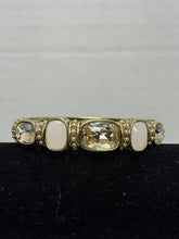 Charger l'image dans la galerie, Heidi Daus "Grand Slam" Crystal Deco Bracelet in a pink and champagne colorway.