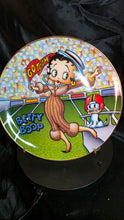 Charger l'image dans la galerie, Danbury Mint Betty Boop Homecoming Queen Limited Edition Collector Plate - 1994 America's Sweetheart Series