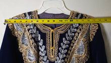 गैलरी व्यूवर में इमेज लोड करें, Hand-Embroidered Navy Velvet Kaftan Dress with Gold & Silver Threadwork, Long Formal Evening Gown