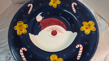 गैलरी व्यूवर में इमेज लोड करें, The Cellar “Christmas Twilight” Hand-Painted Santa Serving Bowl / Platter by Laurie Gates (1999)