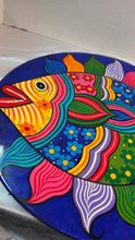 गैलरी व्यूवर में इमेज लोड करें, Signed Agustin Vargas Mexican Folk Art Fish Wall Piece – Hand-Painted Lacquered Wood Wall Plate