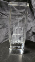 Load image into Gallery viewer, New York Twin Towers 3D Laser-Etched Crystal Skyline Paperweight