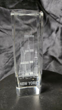 Load image into Gallery viewer, New York Twin Towers 3D Laser-Etched Crystal Skyline Paperweight
