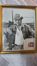 将图片加载到图库查看器,Framed Elvis Presley Vintage Western Film Publicity Still with 29¢ Legends of American Music Stamp