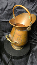 将图片加载到图库查看器,Vintage Copper & Brass Coal Scuttle – Lion Head Handles, Victorian Hearth Bucket
