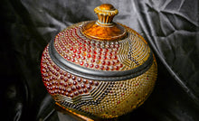 Cargar imagen en el visor de la galería, Ornate Resin Mosaic Lidded Jar – Red & Gold Beaded Decorative Accent Tureen