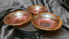 将图片加载到图库查看器,Vintage Federal Glass Normandie Marigold Carnival Glass Dessert Bowls – Lattice & Bouquet Pattern (Set of 3)
