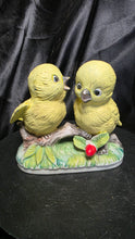 将图片加载到图库查看器,Vintage Otagiri Style Yellow Bird Pair Figurine on Branch Base