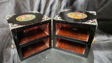 गैलरी व्यूवर में इमेज लोड करें, Vintage Asian Black Lacquer Folding Jewelry Box with Mother of Pearl Inlay