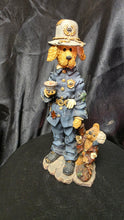 Load image into Gallery viewer, 1997 Boyds Bears Folkstone Sgt. Rex & Matt The Runaway #2874 10E