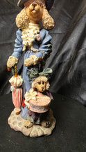 Load image into Gallery viewer, 1998 Boyds Bears Folkstone #2875 Francoise & Suzanne Crem de LaChien Figurine