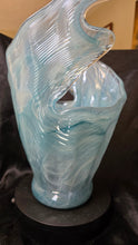 गैलरी व्यूवर में इमेज लोड करें, Murano Art Glass Handkerchief Vase – Celadon & Turquoise Seafoam Waves