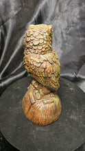 Charger l'image dans la galerie, Harvest Goods Owl Figurine Rustic Woodland Decor Nature Inspired Sculpture