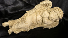 गैलरी व्यूवर में इमेज लोड करें, Design Toscano Style Sleeping Cherub Angel Garden Statue Resin 12 Inch