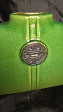 将图片加载到图库查看器,Vintage Chinese Green Crackle Glaze Square Vase Tea Caddy Oriental Medallion