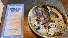 Load image into Gallery viewer, The Great Willie Mays Limited Edition Collector Plate with COA