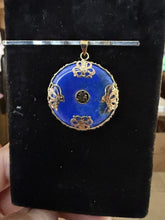 Load image into Gallery viewer, Vintage 14K Yellow Gold Lapis Lazuli Good Fortune Donut Pendant Chinese Symbol
