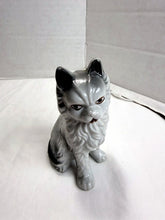 Charger l'image dans la galerie, Vintage Homco Gray White Porcelain Longhair Cat Figurine Made in Japan
