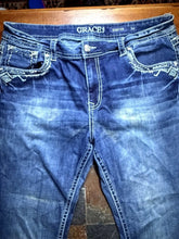 Charger l'image dans la galerie, Grace In LA Easy Fit Embroidered Bootcut Jeans Medium Wash Size 34