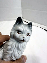 Charger l'image dans la galerie, Vintage Homco Gray White Porcelain Longhair Cat Figurine Made in Japan
