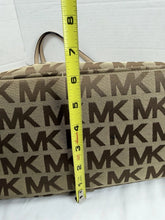 Load image into Gallery viewer, MICHAEL Michael Kors Jet Set Signature Logo Canvas Tote Bag Brown Large