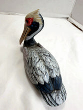 Charger l'image dans la galerie, Vintage Hand Painted Hand-Carved Wooden Pelican Figurine Handmade USA