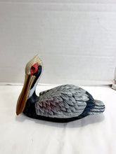 Charger l'image dans la galerie, Vintage Hand Painted Hand-Carved Wooden Pelican Figurine Handmade USA