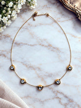 Charger l'image dans la galerie, Vintage 1980s Swarovski Gold Plated 5-Stone Crystal Station Wire Necklace