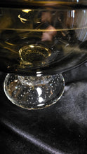 Charger l'image dans la galerie, Vintage MCM Avocado Green Art Glass Lidded Compote Bubble Pedestal Dish