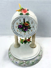 गैलरी व्यूवर में इमेज लोड करें, Avon Exclusive 2002 Weighted Tabletop Hummingbird Anniversary Clock