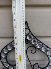 Cargar imagen en el visor de la galería, Large Wrought Iron Fleur-de-Lis Wall Art Set - top view