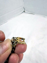 Load image into Gallery viewer, Vintage Faux Pearl Gold Tone Intertwined Chain Link Bracelet 8 Inch USA