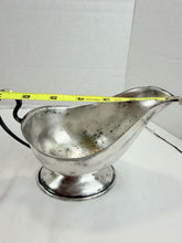 将图片加载到图库查看器,Vintage Silverplate Footed Gravy Boat American Classic Victorian Curved Handle