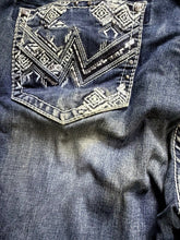 Charger l'image dans la galerie, Grace In LA Easy Fit Embroidered Bootcut Jeans Medium Wash Size 34
