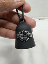 गैलरी व्यूवर में इमेज लोड करें, Harley-Davidson Matte Black Guardian Gremlin Ride Bell Silver Logo Motorcycle