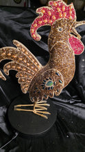 गैलरी व्यूवर में इमेज लोड करें, Vintage Hand-Beaded Rooster Figurine - 15" Tall Gold & Red Beaded Chicken Sculpture