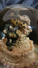 将图片加载到图库查看器,Boyds Bears “Wedding Day” Musical Snow Globe – Bride & Groom Bear Figurine Plays Wedding March