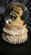 将图片加载到图库查看器,Boyds Bears “Wedding Day” Musical Snow Globe – Bride & Groom Bear Figurine Plays Wedding March