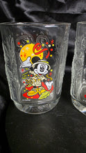 将图片加载到图库查看器,Disney 2000 Millennium Celebration – Animal Kingdom Safari Collector Glass Pair – Mickey Mouse Jungle Expedition Barware