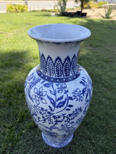 Load image into Gallery viewer, Land Paradiso Blue & White Chinoiserie Porcelain Fishtail Vase