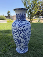 Load image into Gallery viewer, Land Paradiso Blue & White Chinoiserie Porcelain Fishtail Vase
