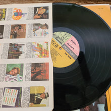 Load image into Gallery viewer, Dean Martin The Door Is Still Open To My Heart Vinyl
