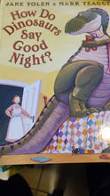 Charger l'image dans la galerie, How do Dinosaurs Say Good Night?