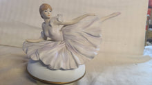 Charger l'image dans la galerie, Ballerina Swirling Porcelain Figurine Shmid Musical Collectibles Korea
